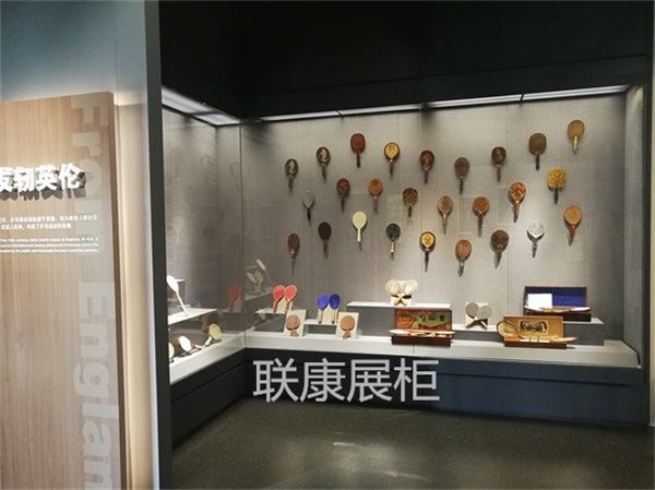 博物館文物展柜所用的玻璃是什么玻璃，怎樣挑選優(yōu)質(zhì)的展柜玻璃呢？