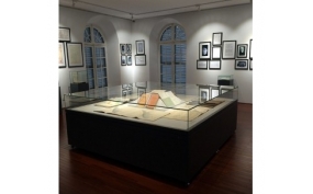 文物展柜獨(dú)立平柜什么尺寸展示效果更佳？